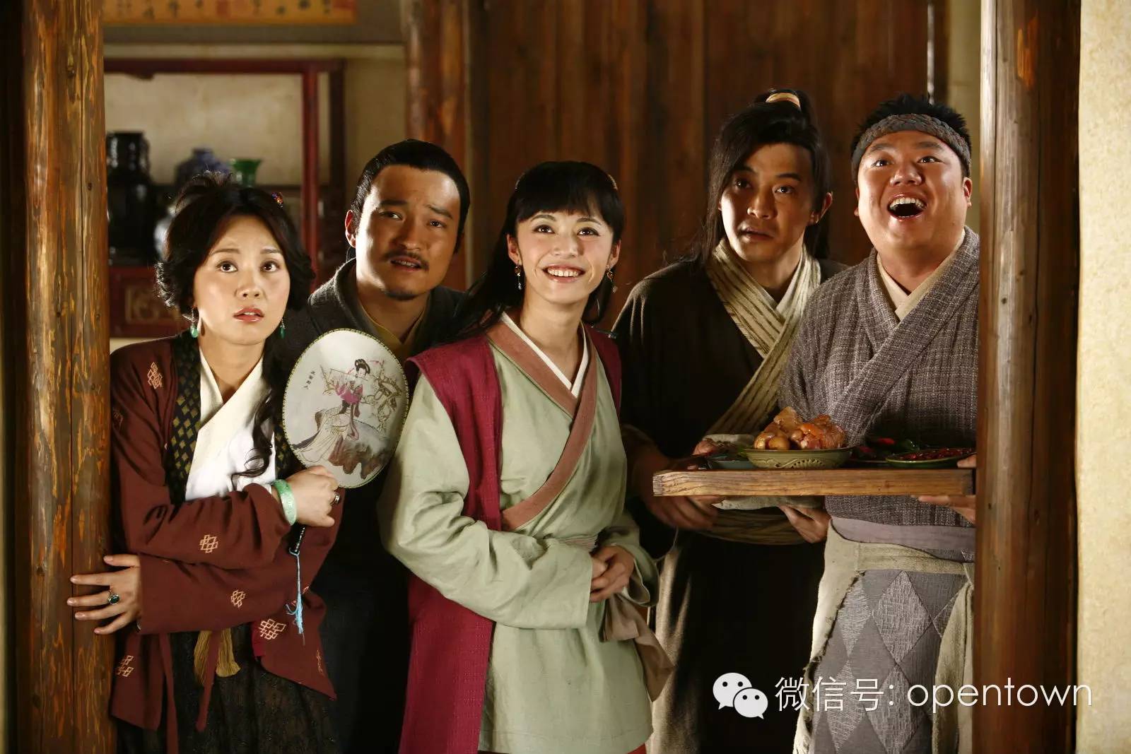 爱情公寓外传下载_《武林外传》十年无人比肩_《武林外传》与爱情公寓的对比分析