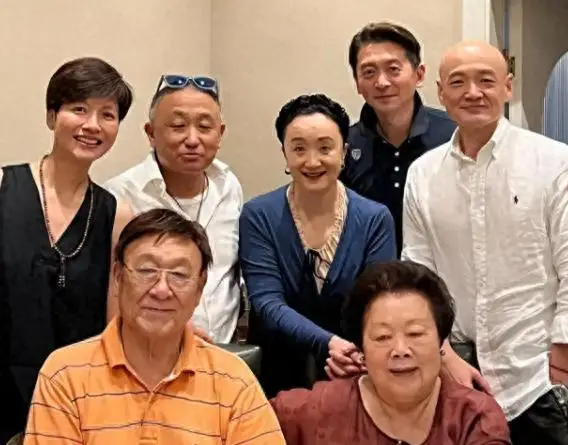 16岁的花季 下载_十六岁花季演员现状_十六岁花季重聚事件