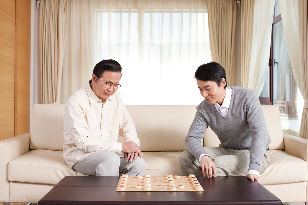 职场饭局敬酒公式_中国式饭局人脉学下载_饭局敬酒技巧