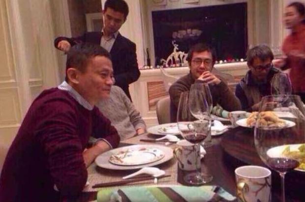 酒桌文化应酬技巧_职场酒局应酬学_中国式饭局人脉学下载